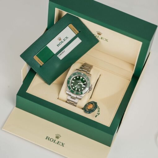 Rolex 116610LV Submariner Date 40 mm Green Hulk Dial Watch - Image 3