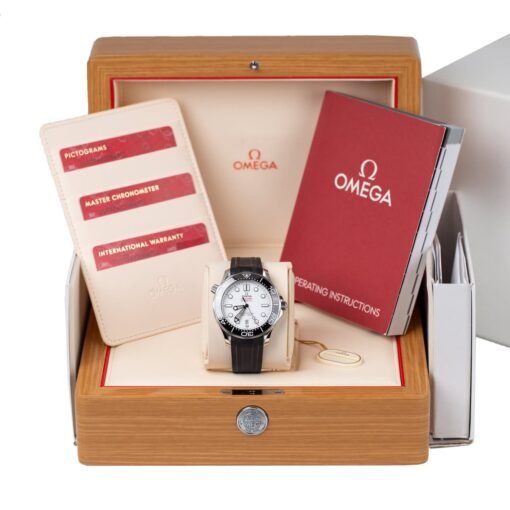 Omega 210.32.42.20.04.001 Seamaster Diver 300m Co-Axial Master Chronometer Watch - Image 2