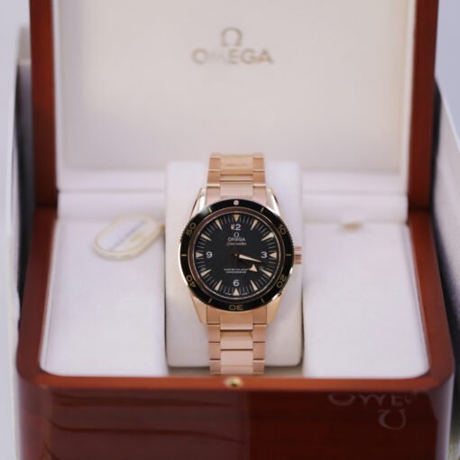 Omega 233.60.41.21.01.001 Seamaster 300 Master Co-Axial Watch - Image 2