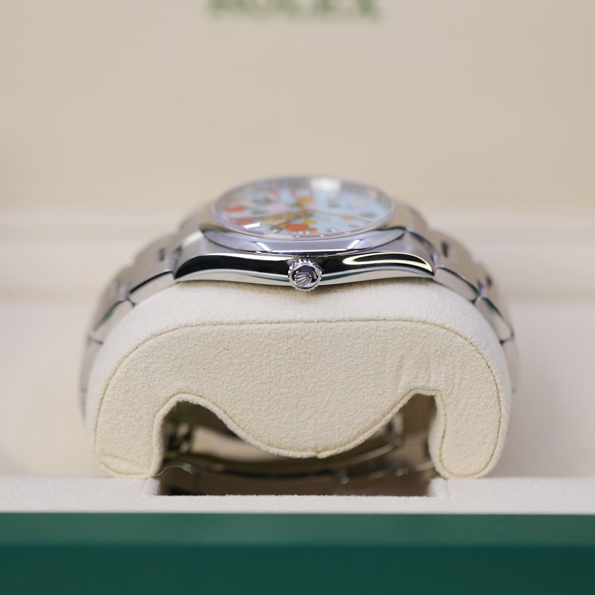 Rolex Oyster Perpetual 124300-0008 Turquoise blue Celebration Dial - Image 6